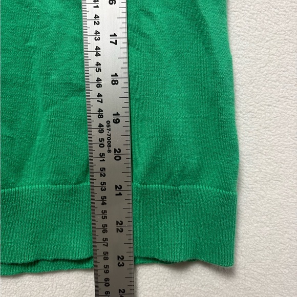 Free ship - 4 piece Lilly Pulitzer Bundle (with Gap, Tommy Hilfiger, and Alia) - Picture 7 of 16